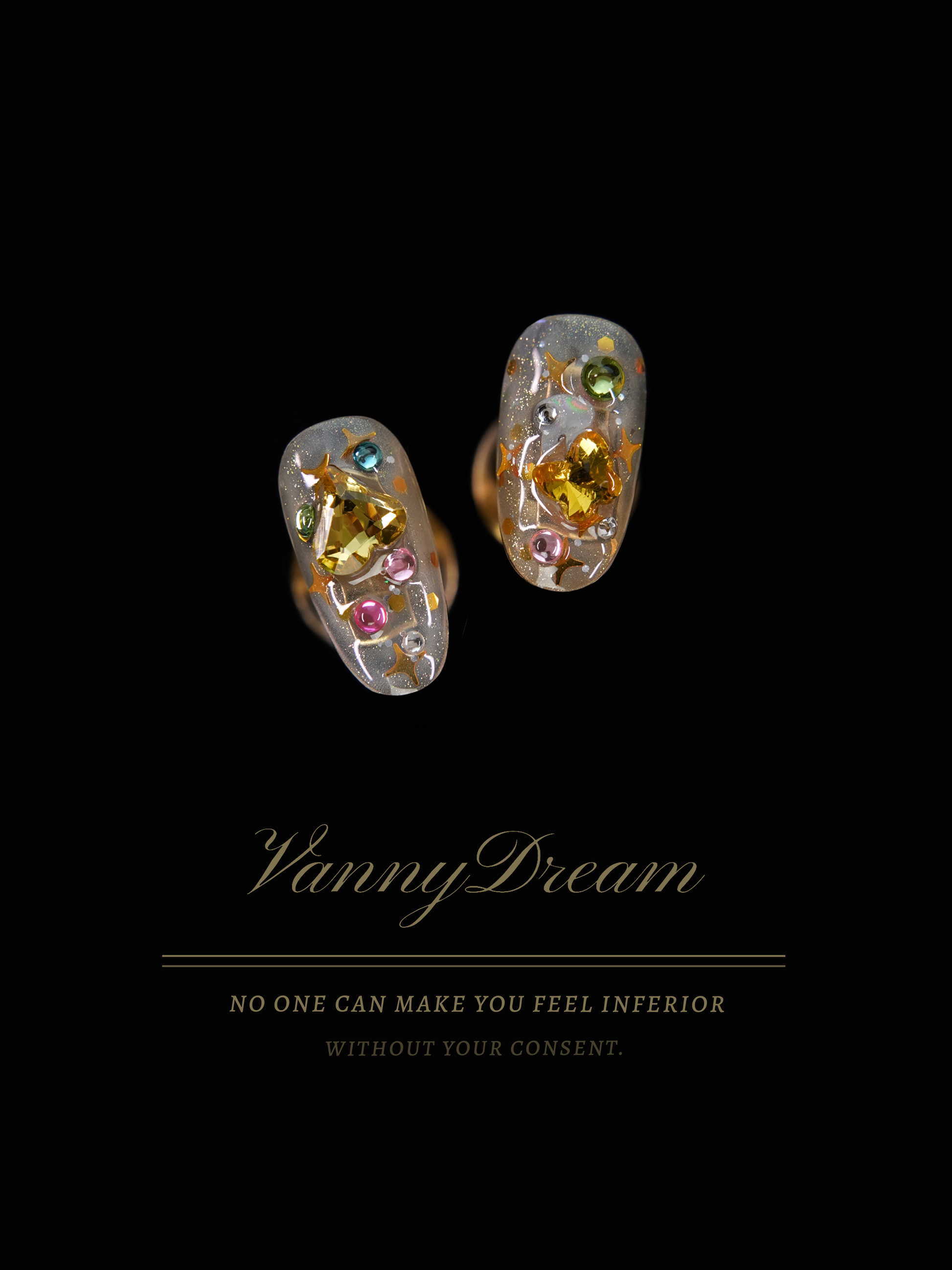 Dazzling Gem - Encrusted Wearable Nails | VannyDream Series